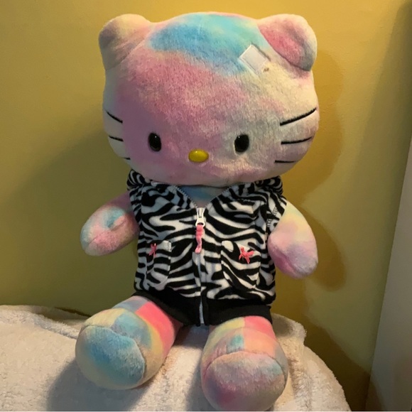 Retired Build a Bear Hello Kitty 💕 - Picture 2 of 3